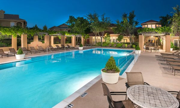 Estates on Frankford apartments in Addison, TX