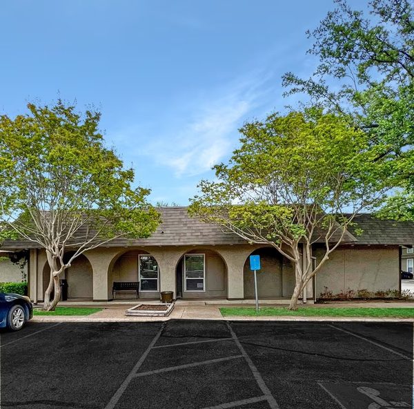 Prestonwood Hillcrest Apartments apartments in Addison, TX
