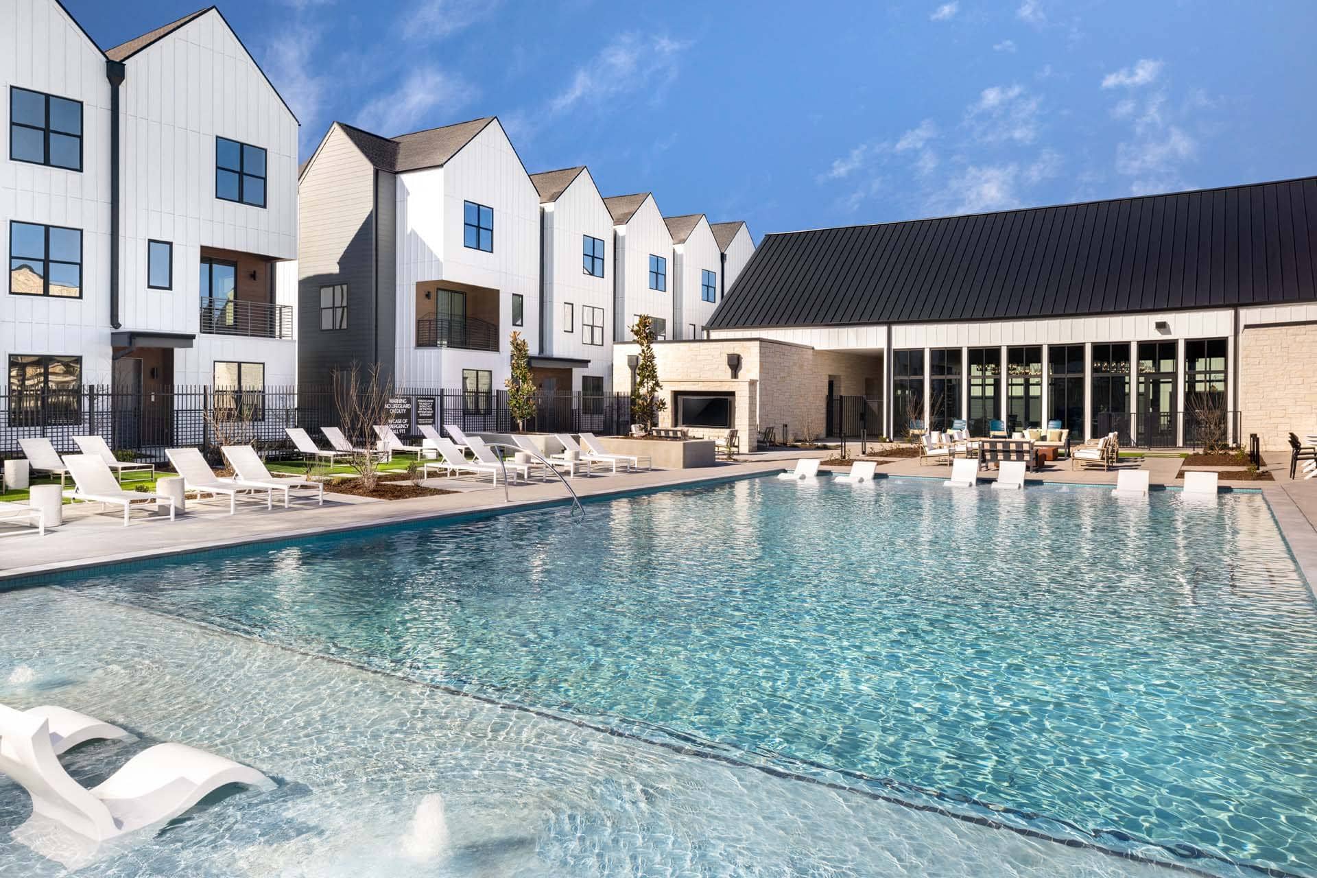 Windsor West Plano Apartments apartments in Addison, TX
