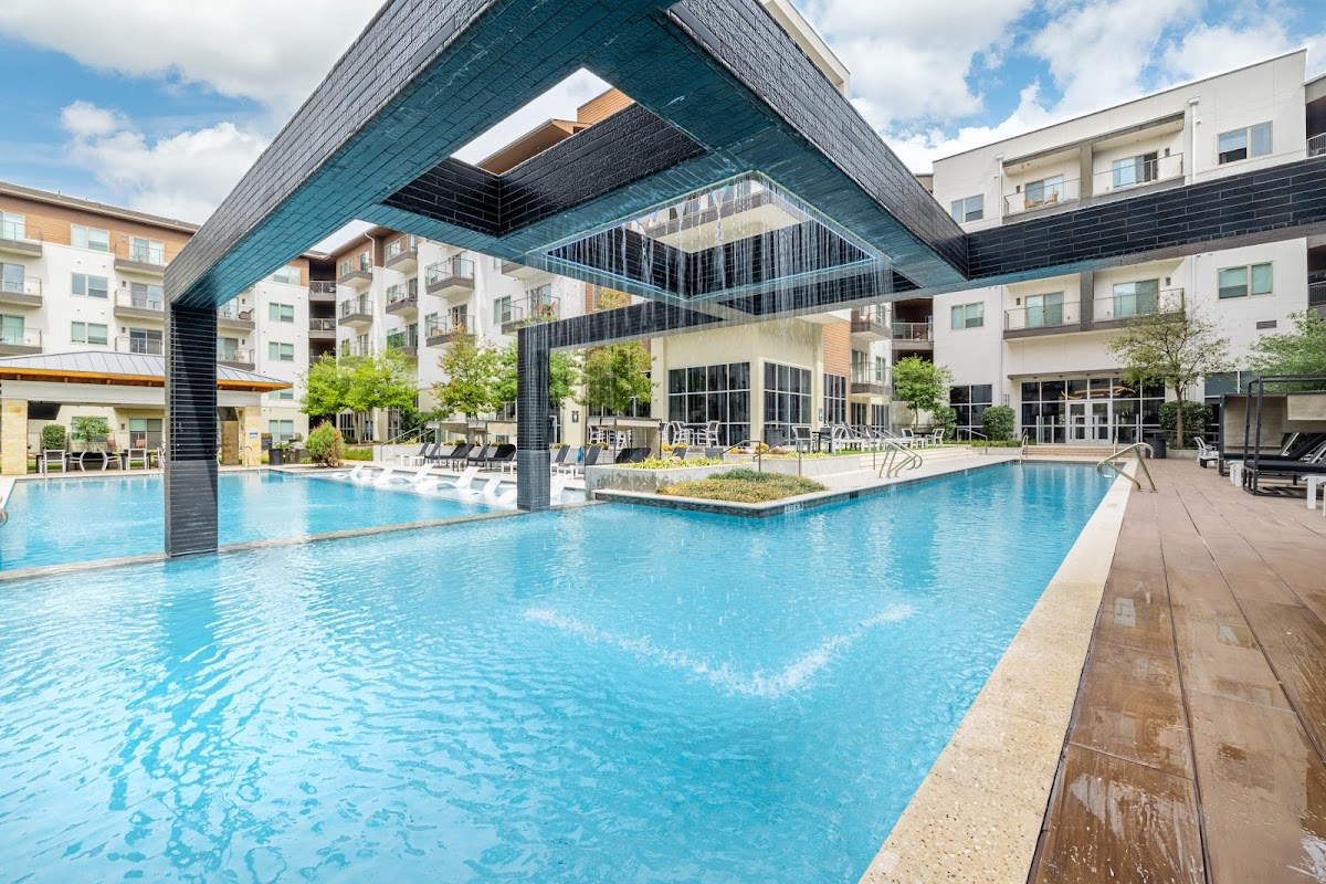 Evoke Apartments apartments in Addison, TX
