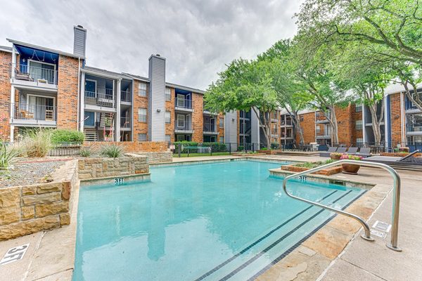 The Manhattan Apartments apartments in Addison, TX