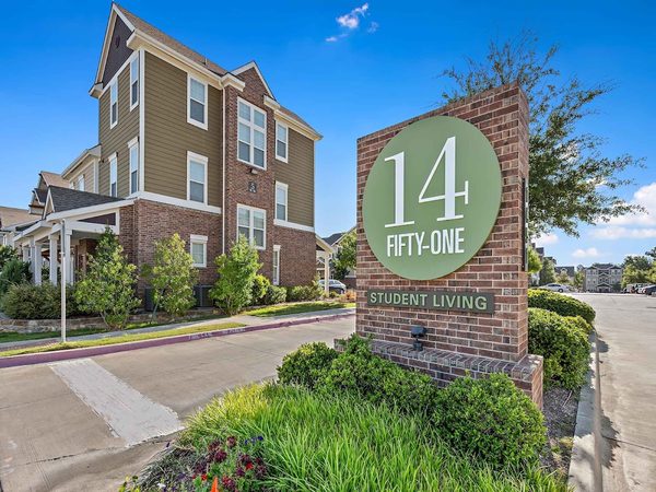 14 Fifty-One apartments