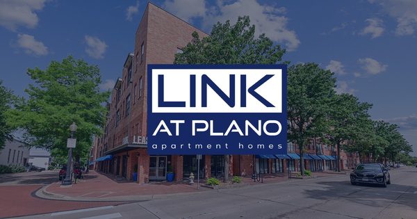 Link at Plano apartments in Addison, TX