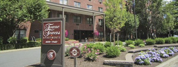 Towne Towers apartments in Albany, NY