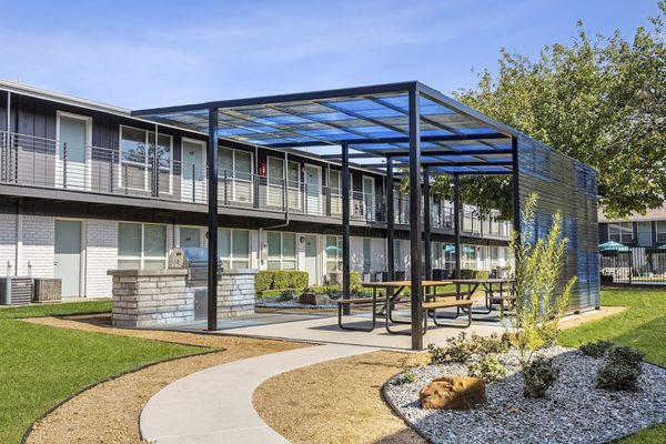 19Twenty Apartments apartments in Addison, TX