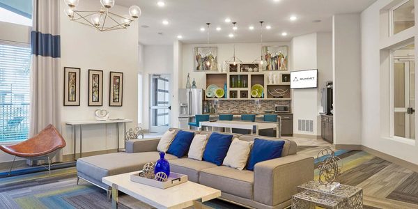Summit at Stonebriar apartments in Addison, TX