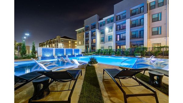 The Reflection at Montgomery Ridge apartments in Addison, TX