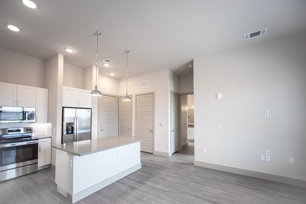 One90 Gateway apartments in Addison, TX