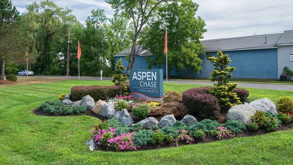 Aspen Chase apartments