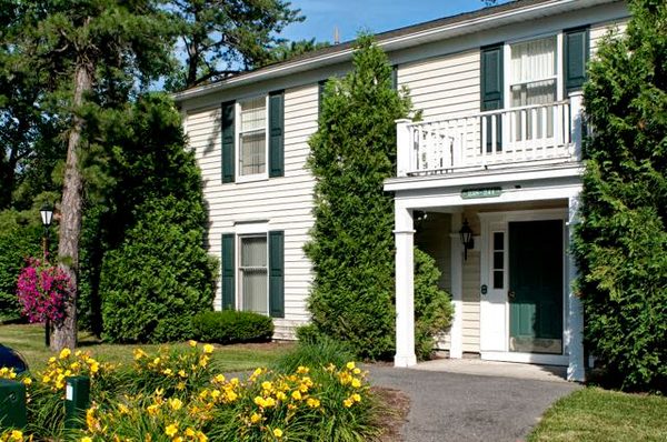Williamsburg Village Apartments apartments in Albany, NY