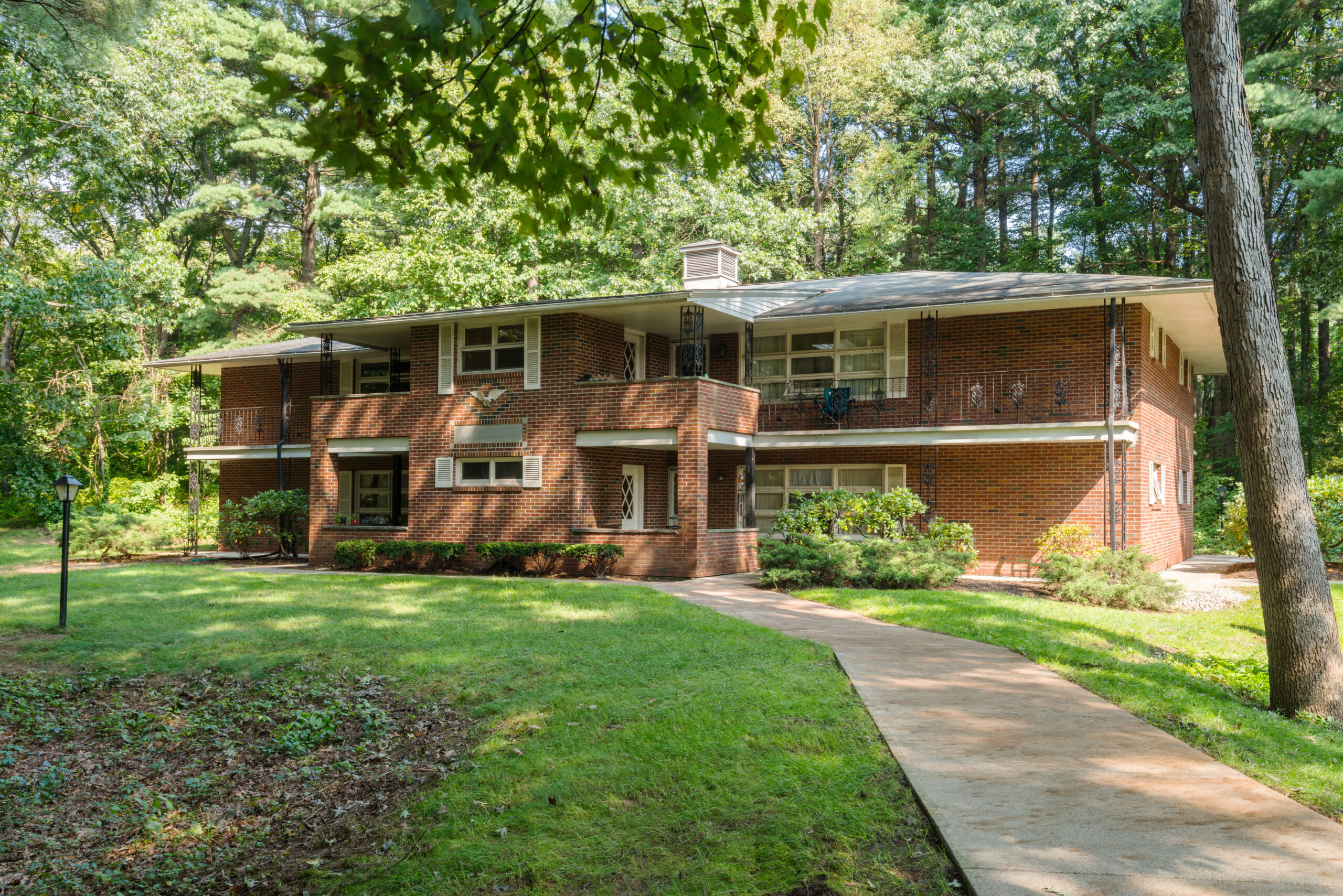 Parkwood Village Apartments apartments in Albany, NY