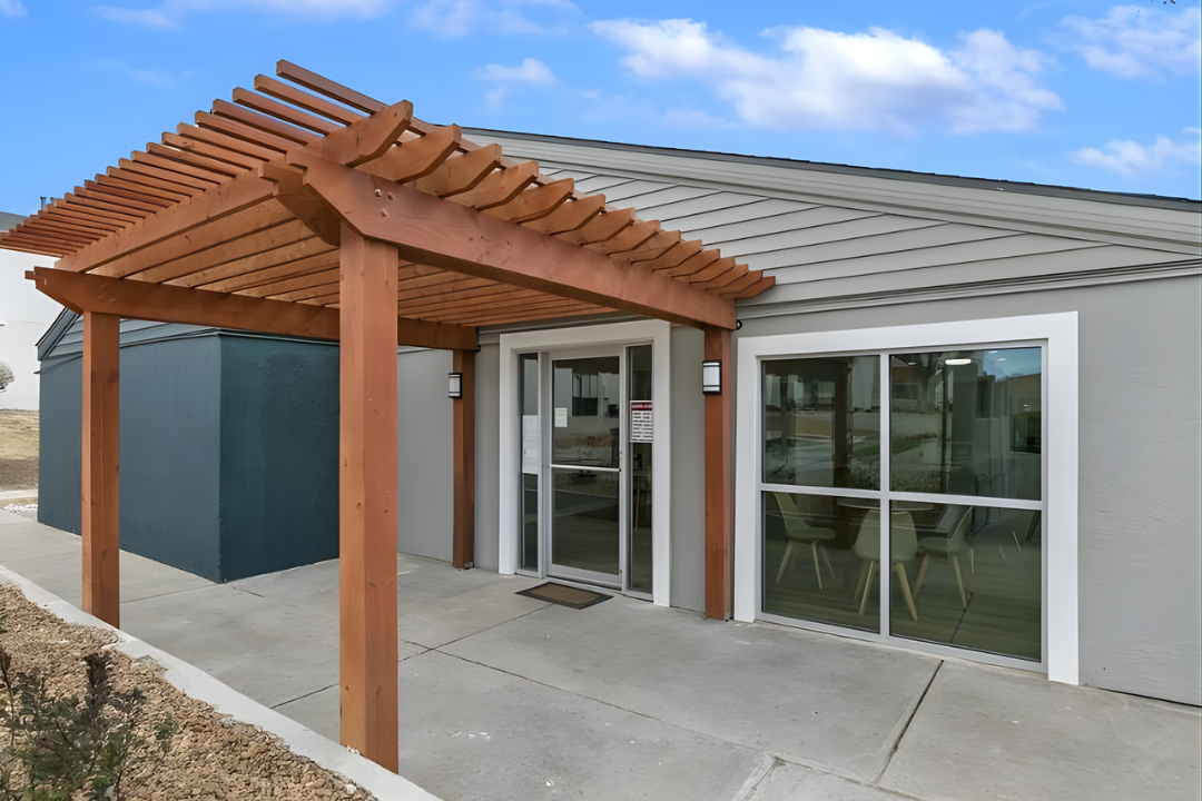 The Ridge apartments in Albuquerque, NM