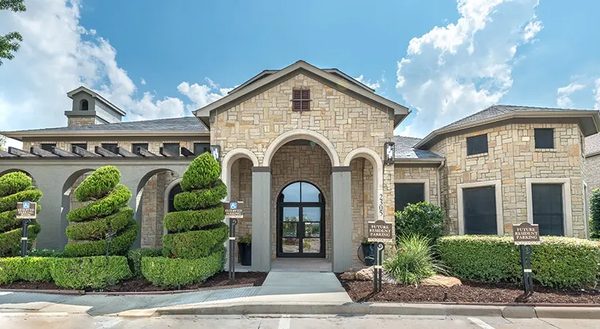 Reserve at Stonebridge Ranch apartments in Addison, TX