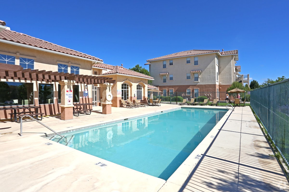 Cañon de Arrowhead apartments in Albuquerque, NM