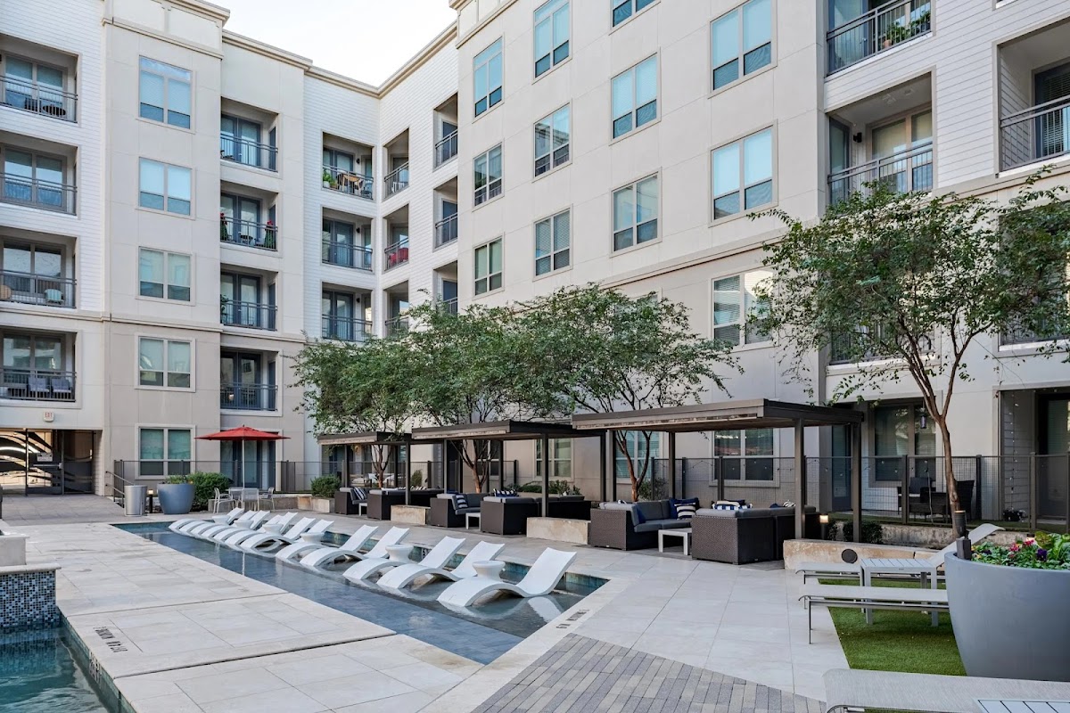 Domain at the Gate apartments in Addison, TX