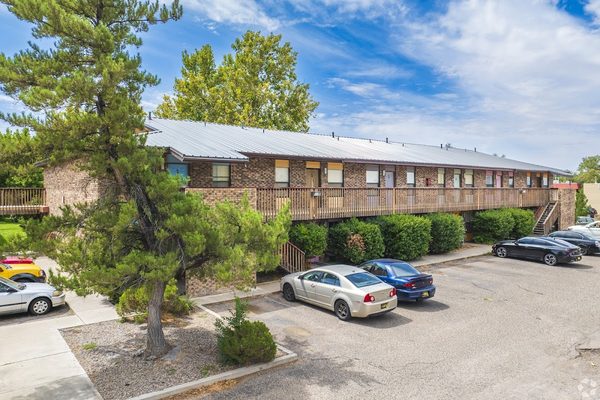 Brandywood Park Apartments apartments