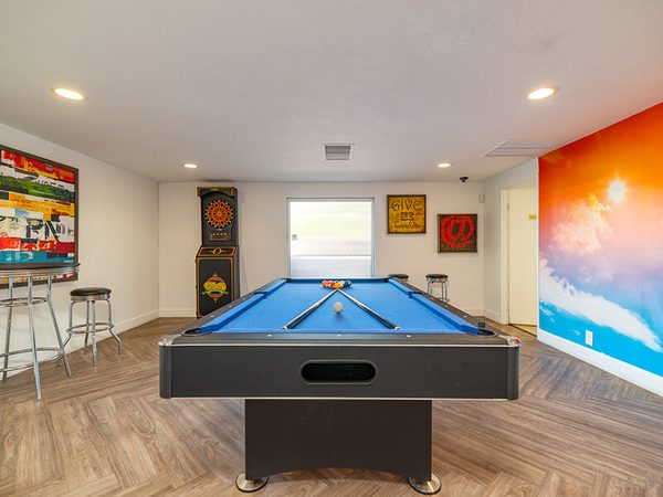 Uptown Square apartments in Albuquerque, NM