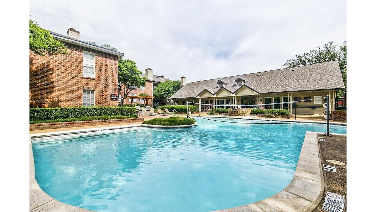 The Georgian Apartments apartments in Addison, TX