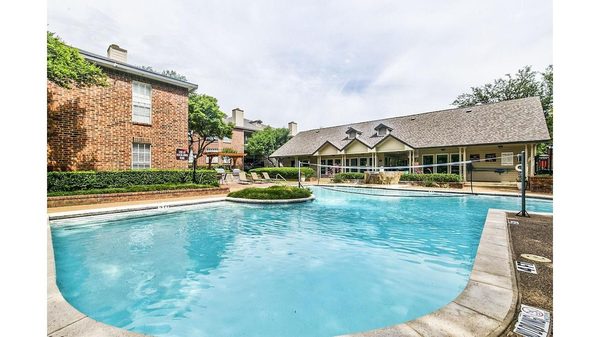 The Georgian Apartments apartments in Addison, TX