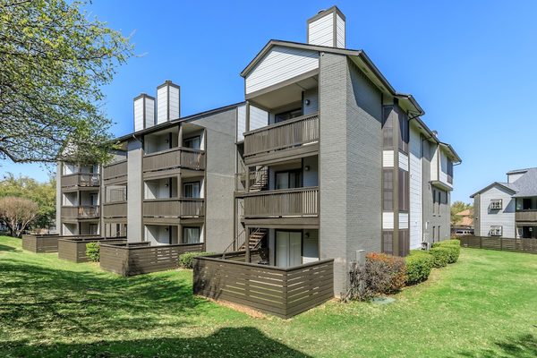 The Timbers Apartments apartments in Addison, TX