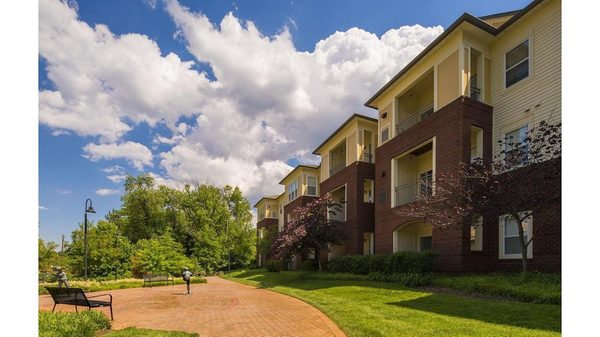 Bailey's Crossing Apartments apartments in Alexandria, VA