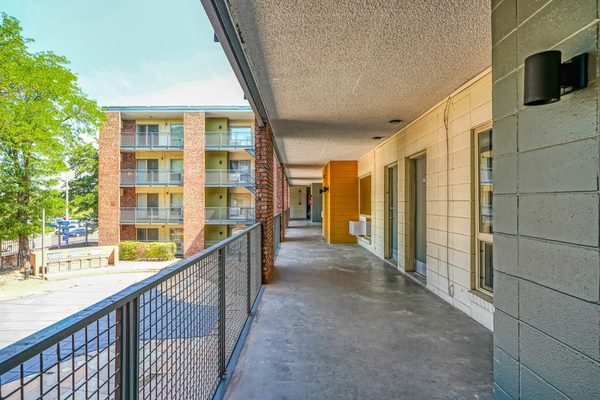 Nova View apartments in Albuquerque, NM