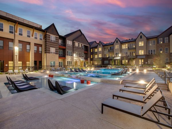 The Jade at Frisco apartments in Addison, TX
