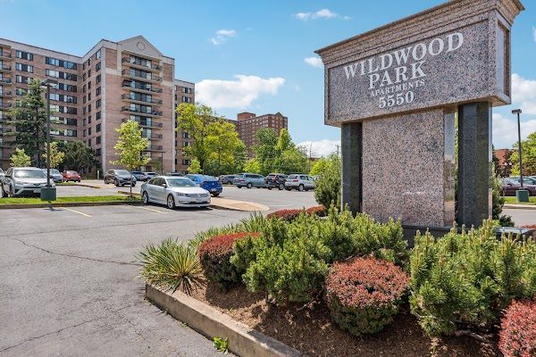 Wildwood Park apartments in Alexandria, VA