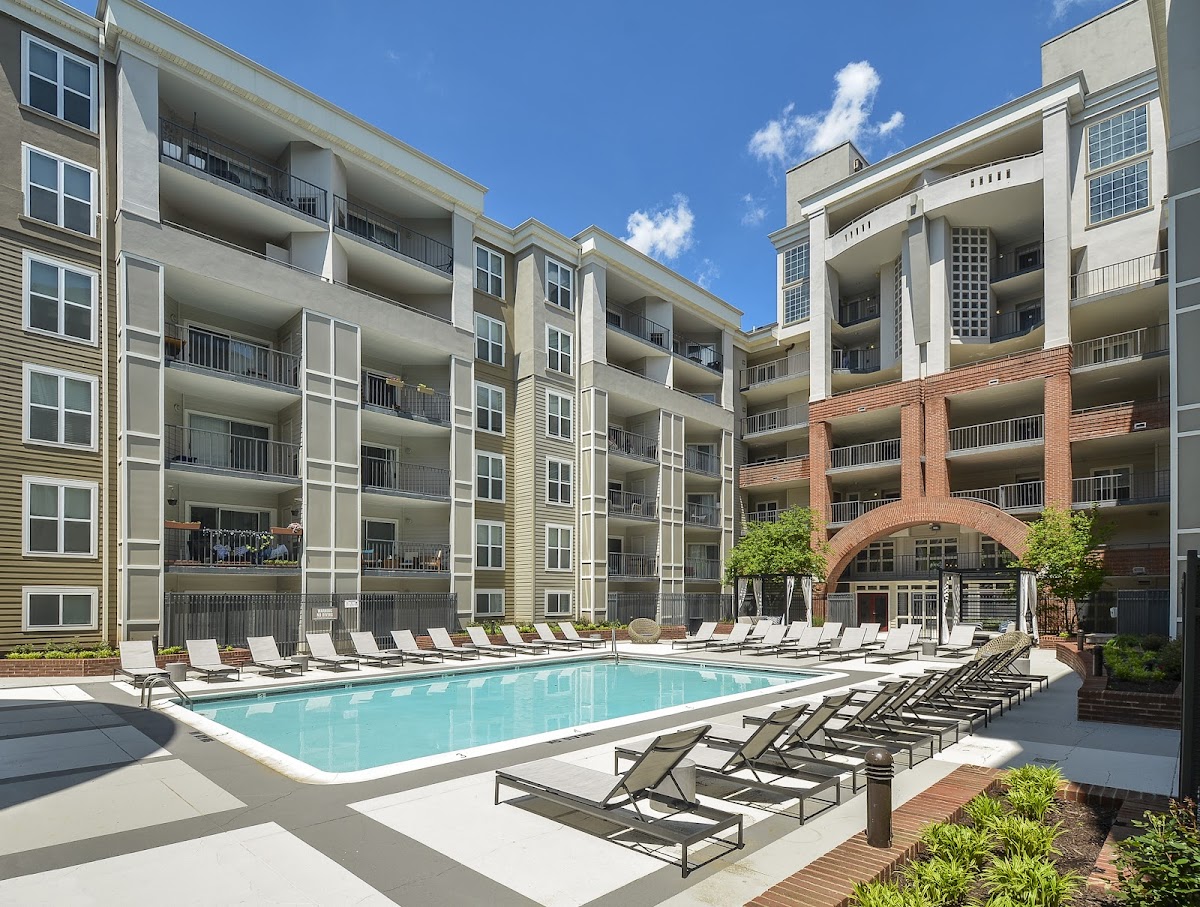 The Citizen at Shirlington Village apartments in Alexandria, VA
