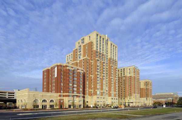 Meridian at Eisenhower apartments in Alexandria, VA