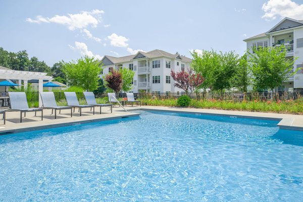 The Pointe at Dorset Crossing apartments in Agawam, MA