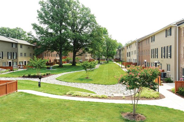 Arbor Park of Alexandria apartments in Alexandria, VA