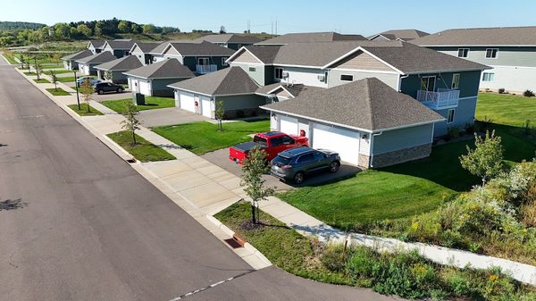 SCS Eau Claire apartments in Altoona, WI