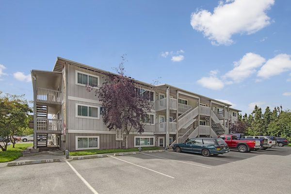 Terrace on the Lake apartments
