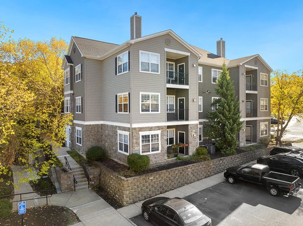 River Pointe at Den Rock Apartments apartments in Andover, MA