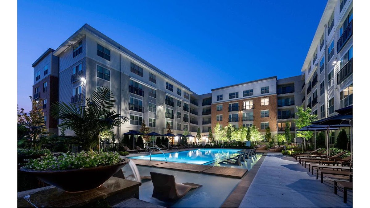 Siena Tuscan Village apartments in Salem, NH