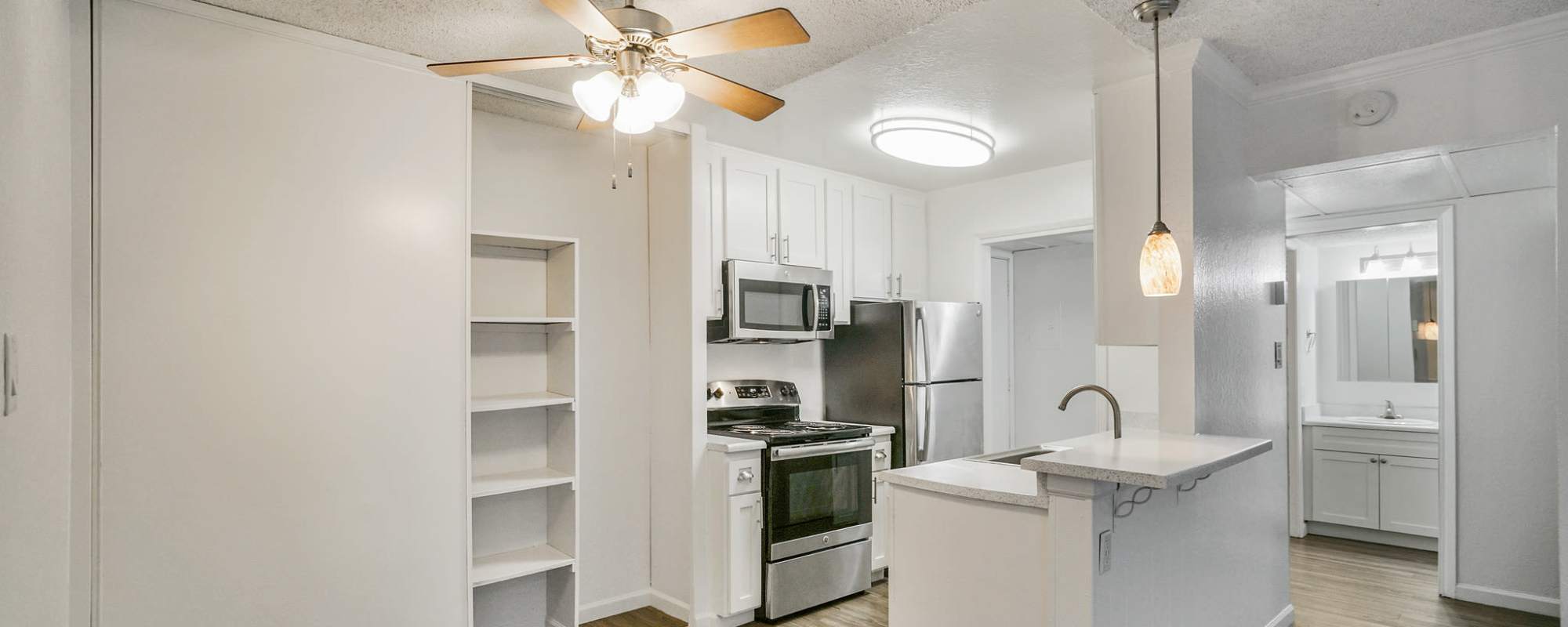 Palm Lake apartments in Antioch, CA