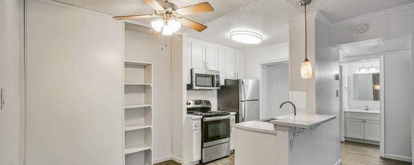 Palm Lake apartments in Antioch, CA