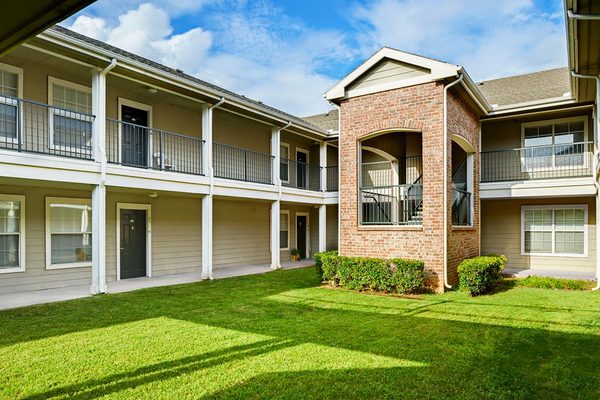 The Village at Johnson Creek Apartment Homes apartments