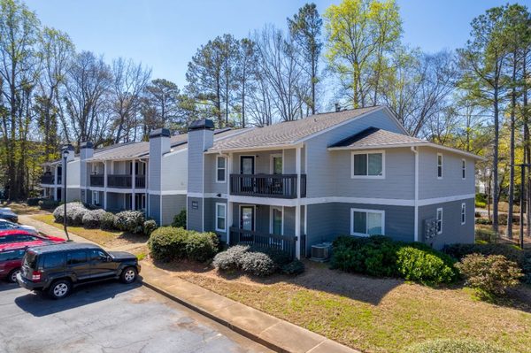 ARIUM Morgan Falls apartments in Atlanta, GA