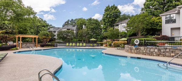 The Pointe at Canyon Ridge Apartments apartments