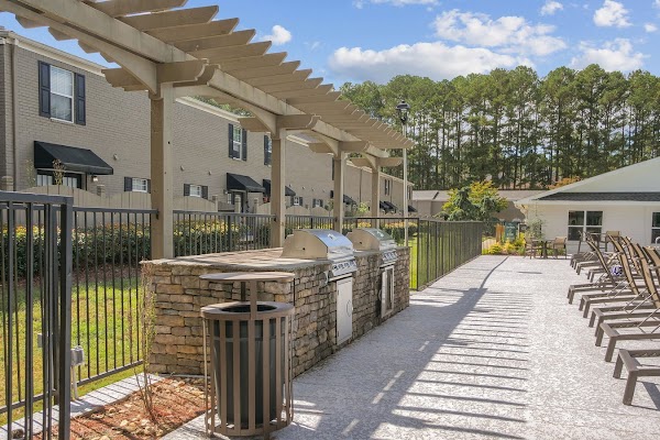 ReNew Dunwoody apartments in Atlanta, GA