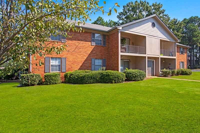 Pinewood at National Hills Apartments apartments in Augusta, GA