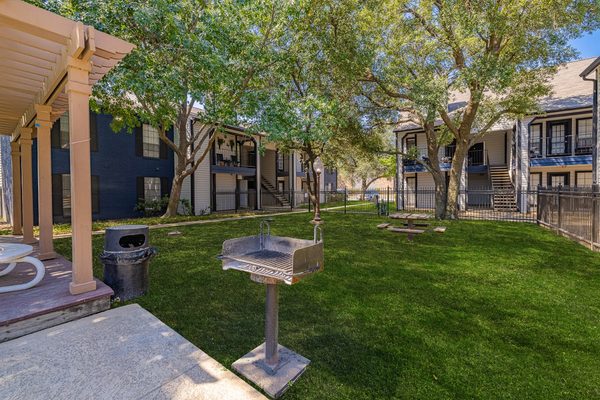 Arbor Creek Apartments apartments in Lewisville, TX