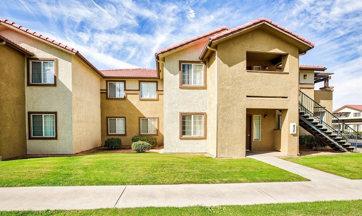 Village Oaks Apartments apartments in Victorville, CA