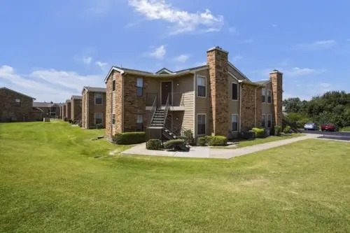 Cimarron Trails Apartments apartments