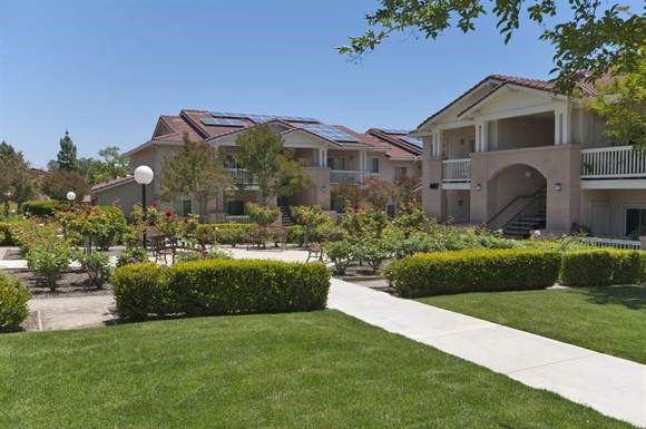 Sorrento Villas apartments in Simi Valley, CA