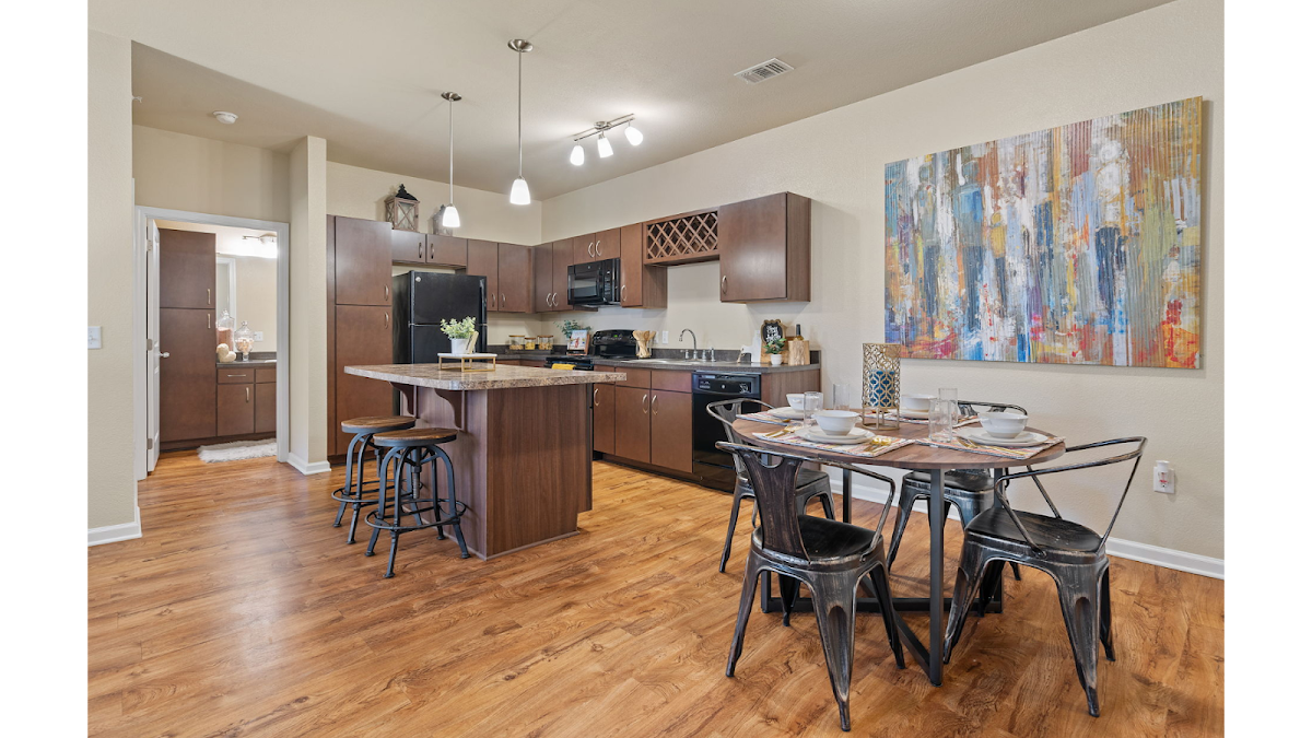 The Aria at Woodlands South apartments in Tulsa, OK
