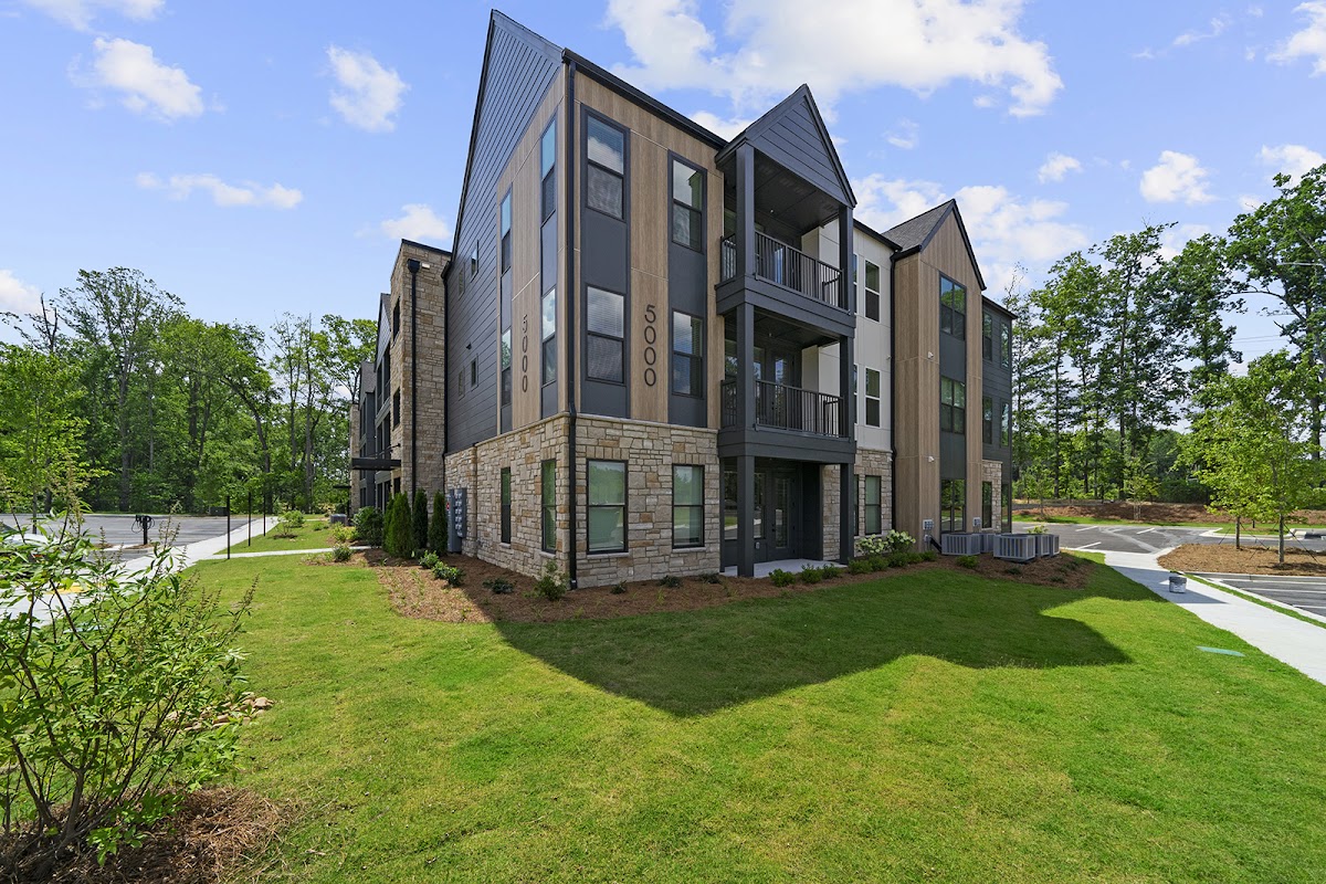 Oslo Apartment Homes apartments in Fairburn, GA