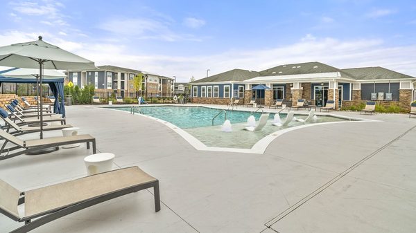 Hawthorne at the Glen apartments
